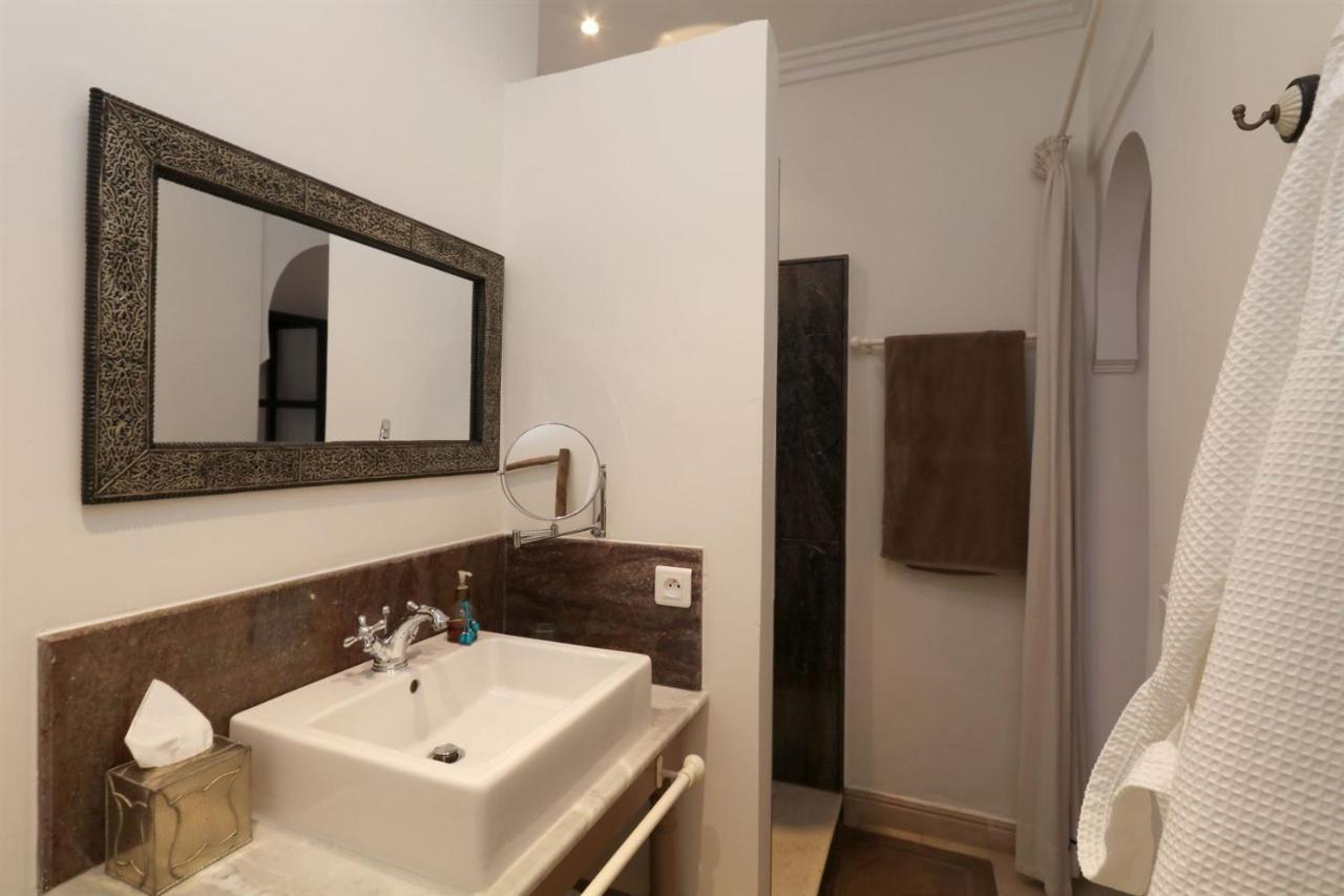 Riad Dar Safi - Privatisé pour 6/8 pers. - jacuzzi Marrakesh Exterior foto